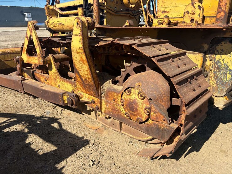 caterpillar-d4-image-43