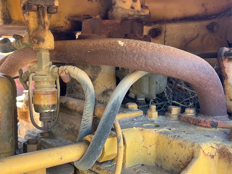 caterpillar-d6-image-36