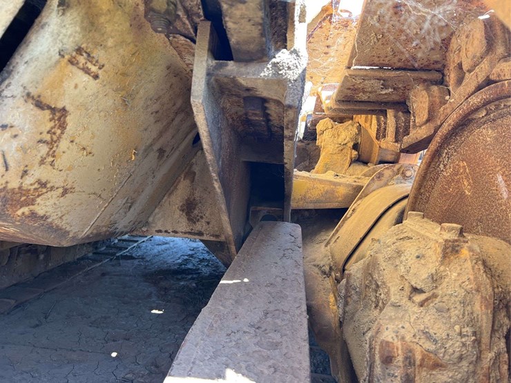 caterpillar-d9g-image-91