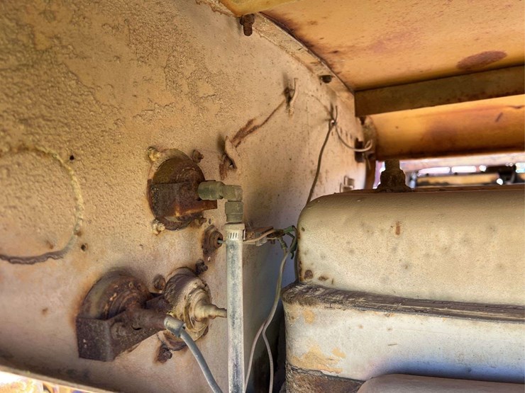 caterpillar-d8-image-41