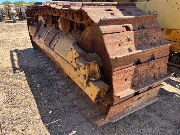 caterpillar-d8-image-104