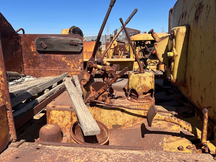 caterpillar-rd6-image-19