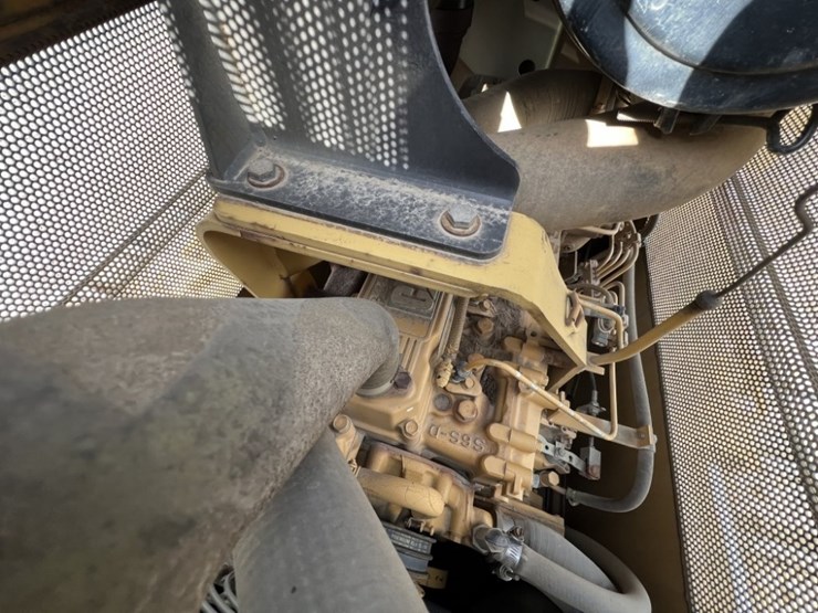 caterpillar-d5g-xl-image-17