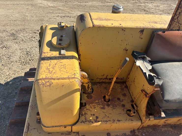 caterpillar-d9-image-123