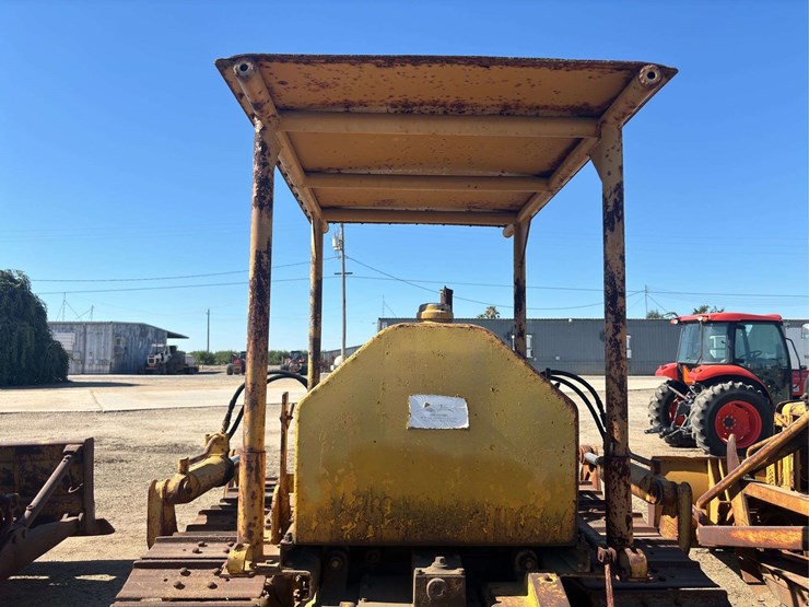 caterpillar-d4-image-40