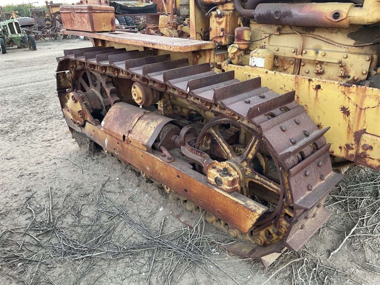 caterpillar-d4-image-17