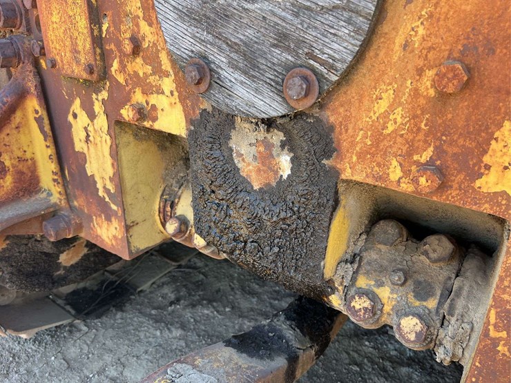 caterpillar-d8-image-103