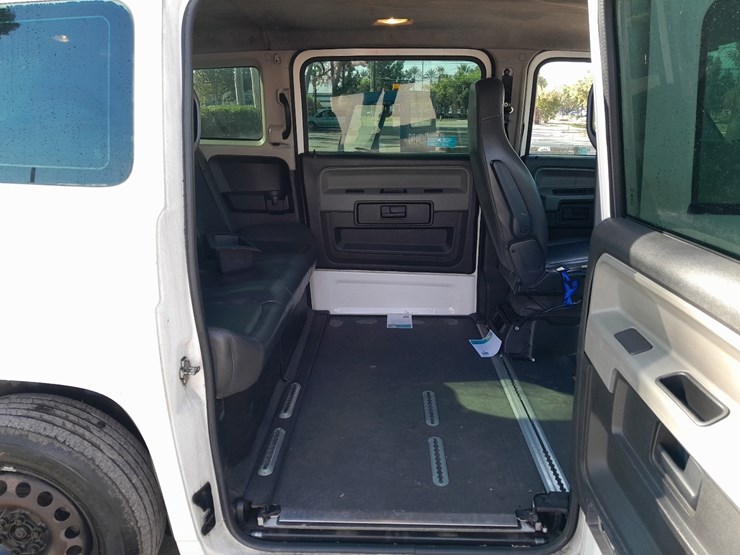 lot#---2012-vpg-mv-1-handicap-van-image-6