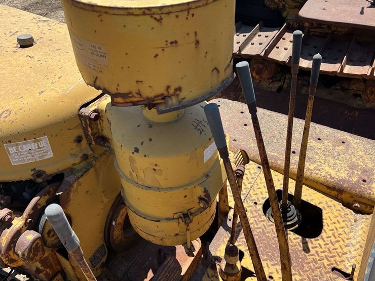 caterpillar-d6-image-21