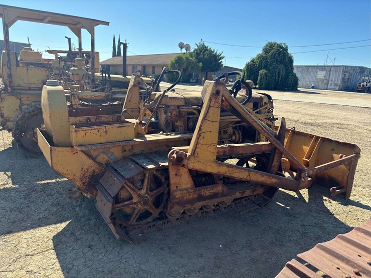 caterpillar-d2-image-8