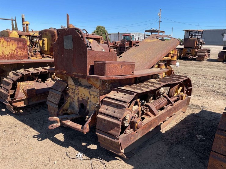 caterpillar-d4-image-7