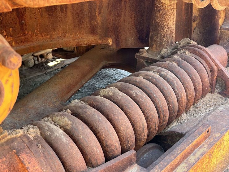 caterpillar-d6-image-92