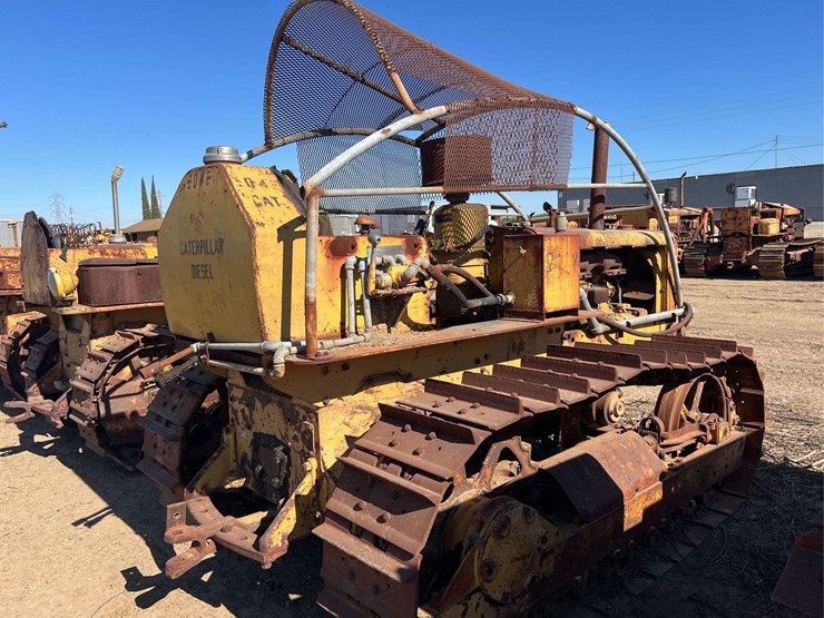 caterpillar-d4-image-10