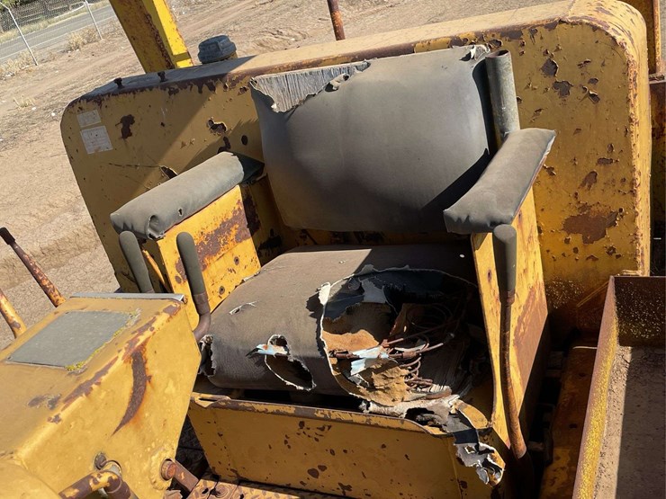 caterpillar-d8-image-39