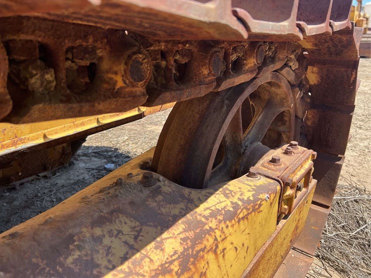 caterpillar-d6-image-51