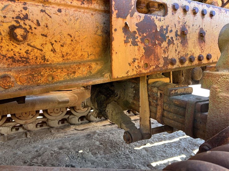 caterpillar-d8-image-102