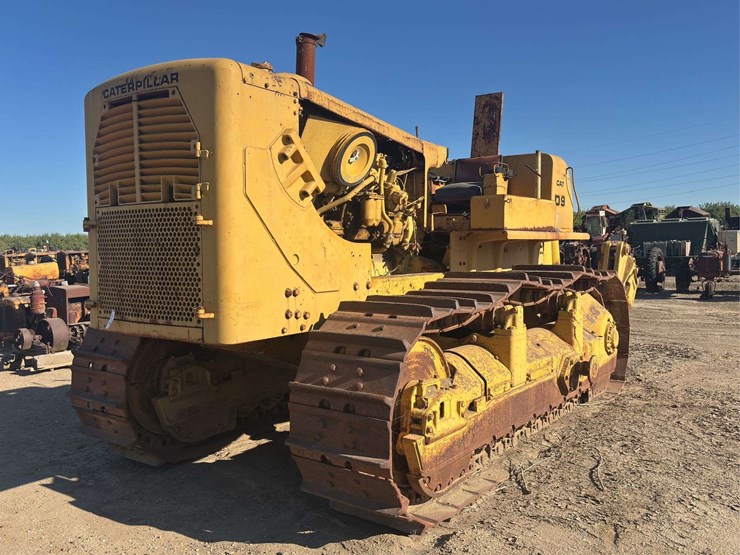 caterpillar-d9-image-2
