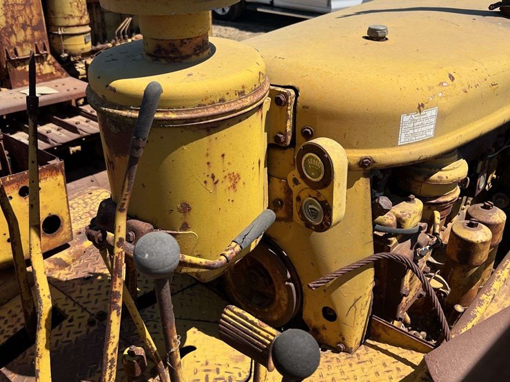 caterpillar-d6-image-36