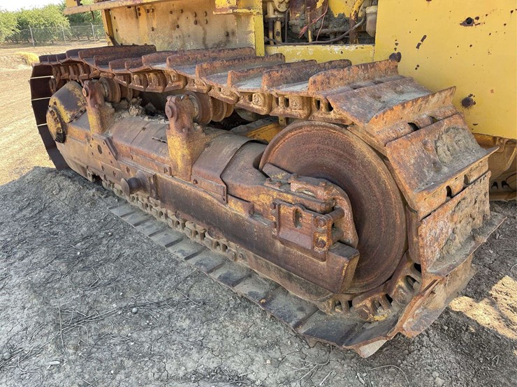 caterpillar-d8-image-12