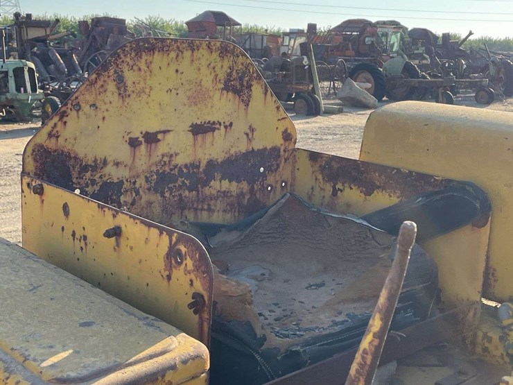 caterpillar-d4-image-29