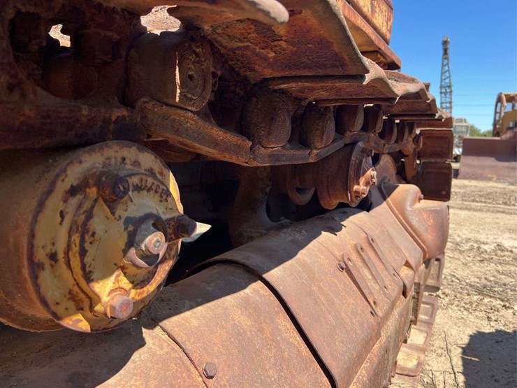 caterpillar-d8-image-85