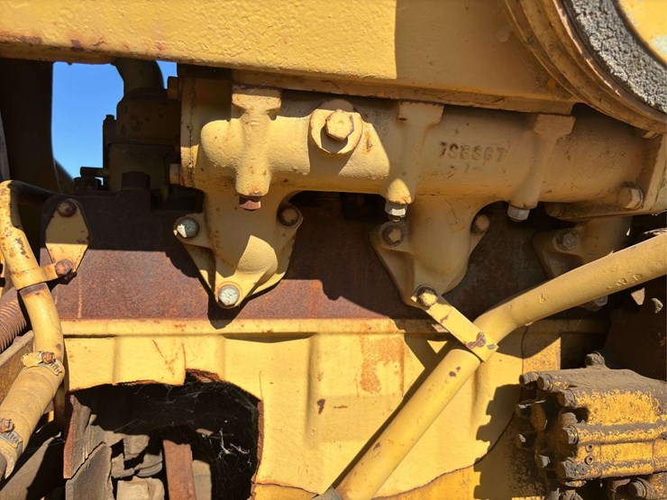 caterpillar-d9-image-87