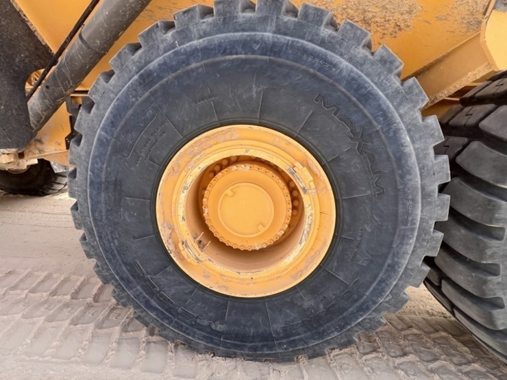 2020-volvo-a60h-image-20