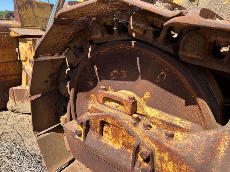 caterpillar-d9g-image-75
