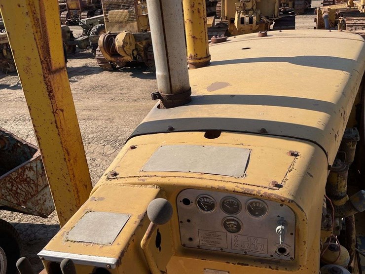 caterpillar-d8-image-40