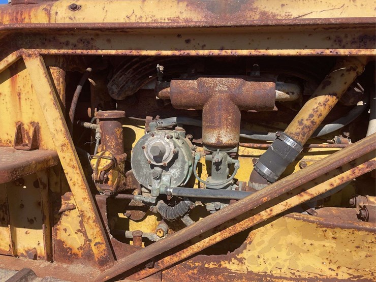 caterpillar-d4-image-17
