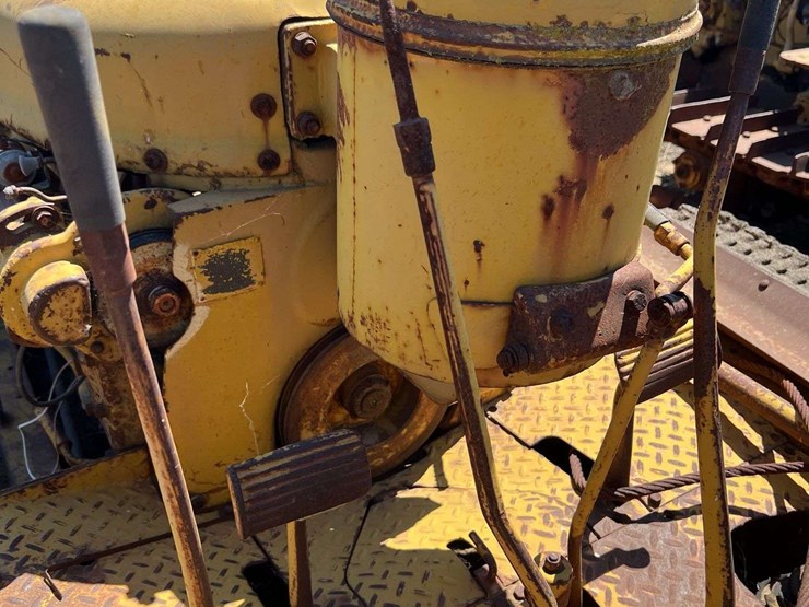 caterpillar-d6-image-24