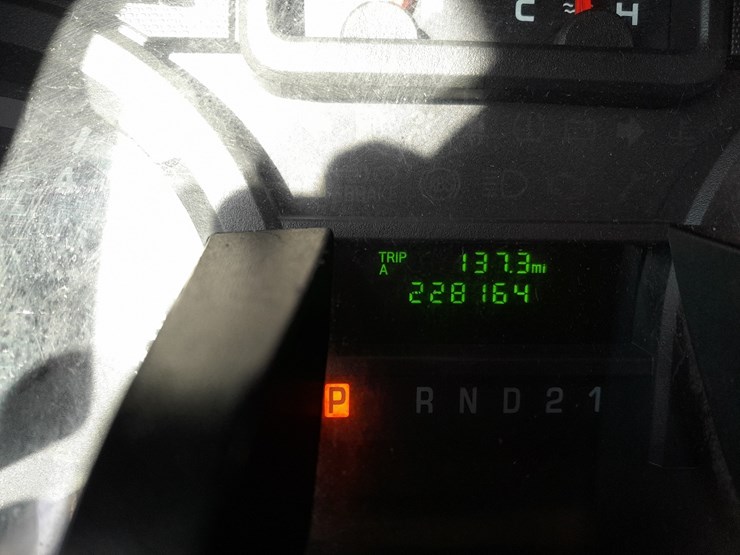 lot#---2012-vpg-mv-1-handicap-van-image-9