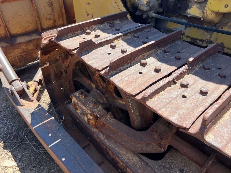 caterpillar-d6-image-70