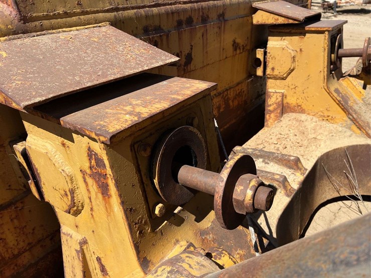 caterpillar-d9g-image-85