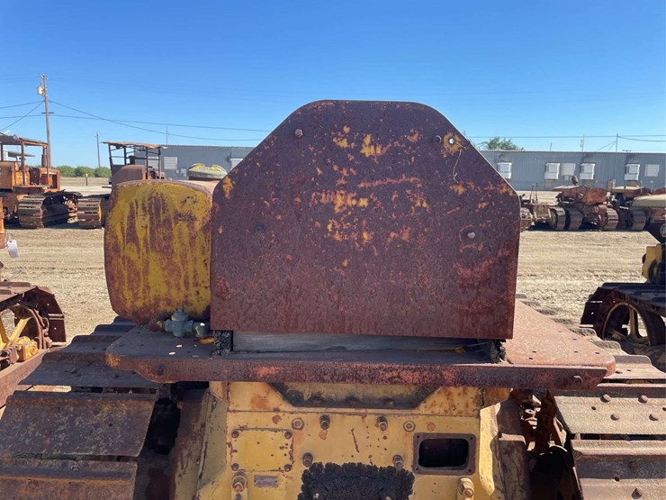 caterpillar-d4-image-25