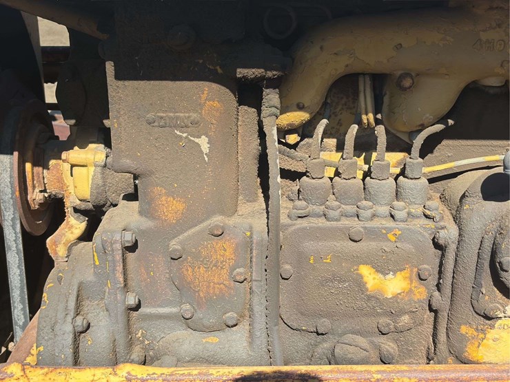caterpillar-d4-image-53
