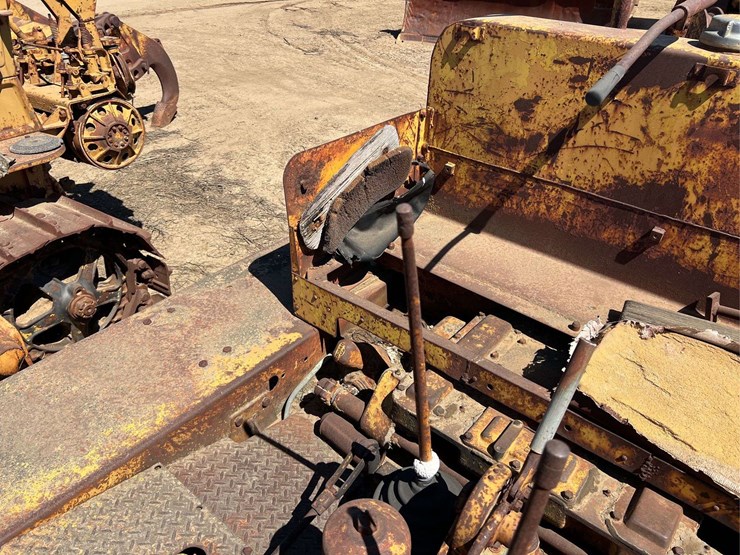 caterpillar-d8-image-22
