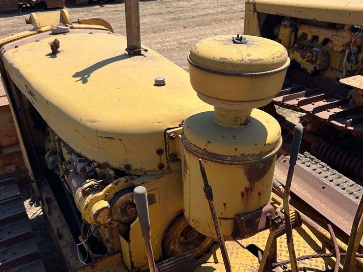 caterpillar-d6-image-22