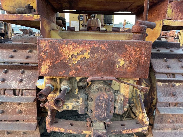 caterpillar-d4-image-24