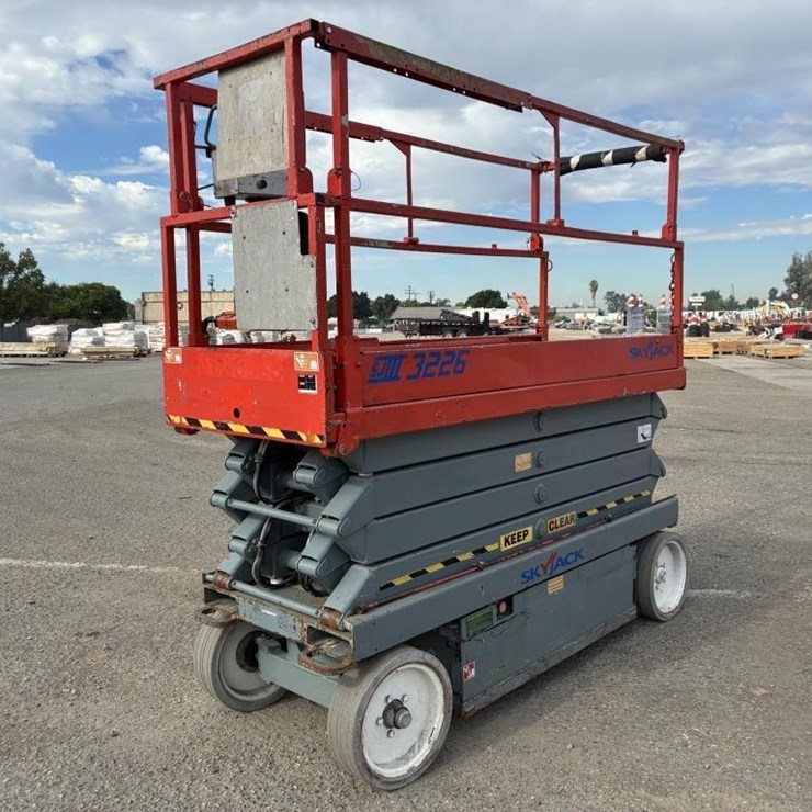2004 SKYJACK SJIII3226