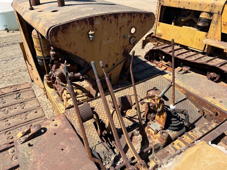 caterpillar-d8-image-14