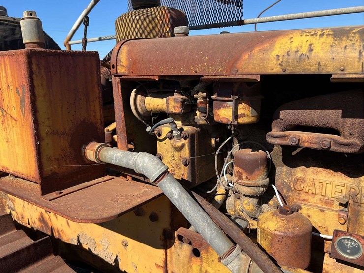 caterpillar-d4-image-42
