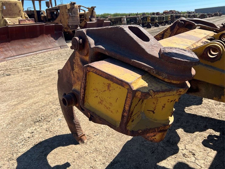caterpillar-d9g-image-120