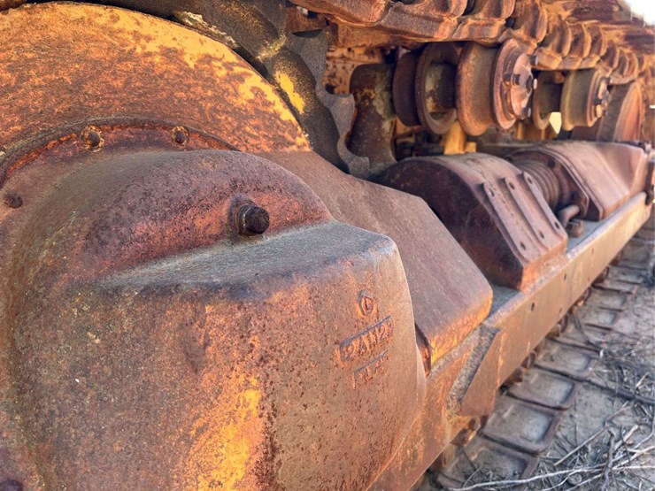 caterpillar-d8-image-96