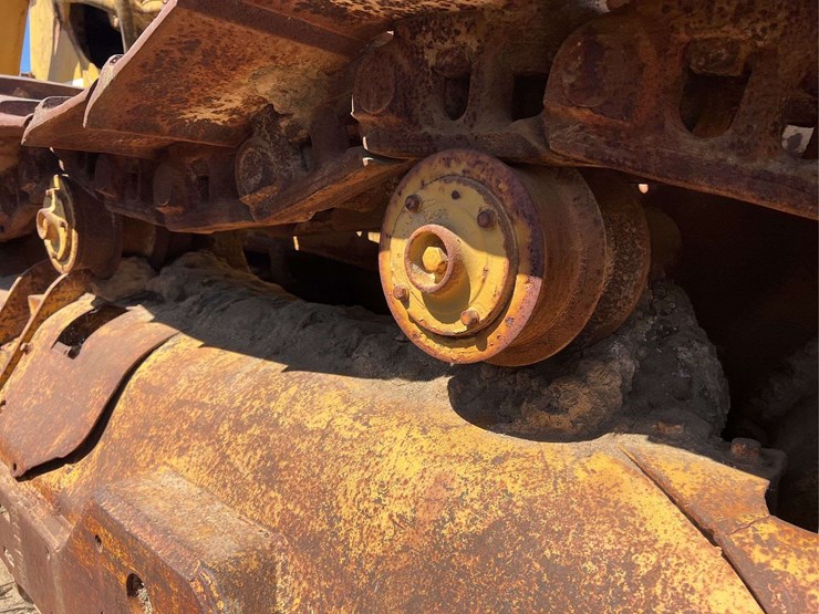 caterpillar-d9g-image-70