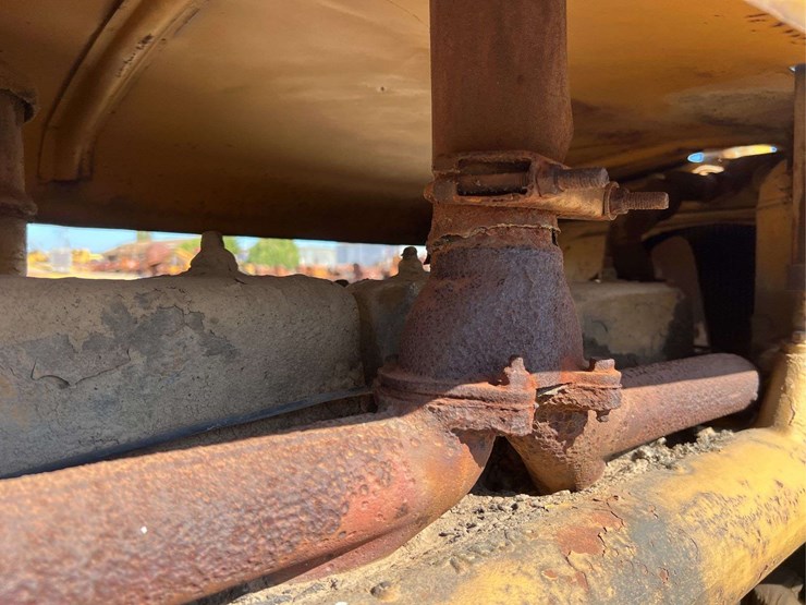 caterpillar-d6-image-51