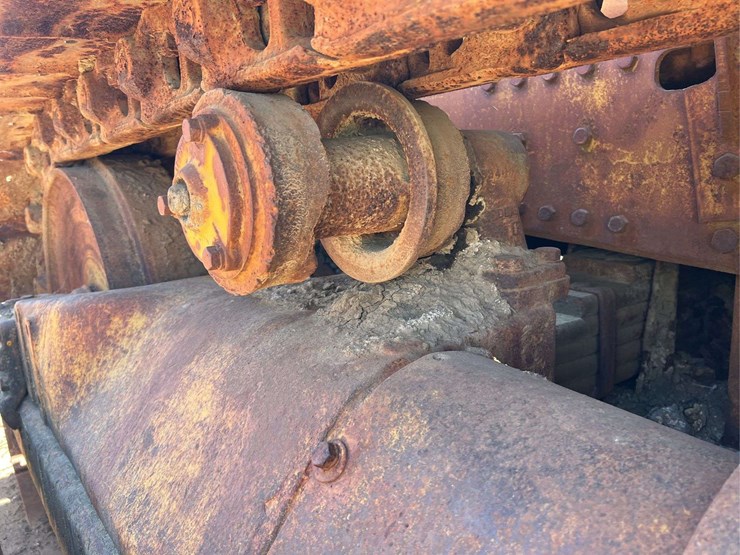 caterpillar-d8-image-95