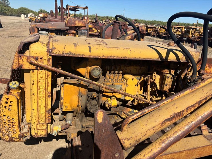 caterpillar-d2-image-46