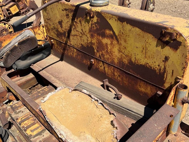 caterpillar-d8-image-25
