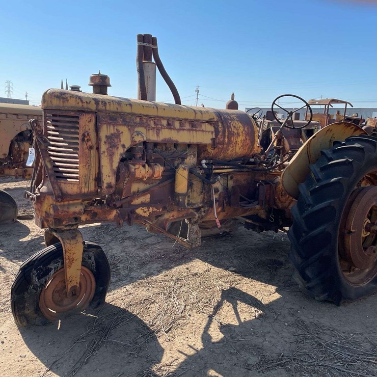 MINNEAPOLIS MOLINE UTU